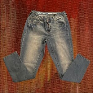 DKNY JEANS Women’s Bleecker Boyfriend Jeans